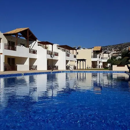 Studio With Shower Room E5, Full Kitchen, Poolside, Free Wifi Peyia Exterior photo