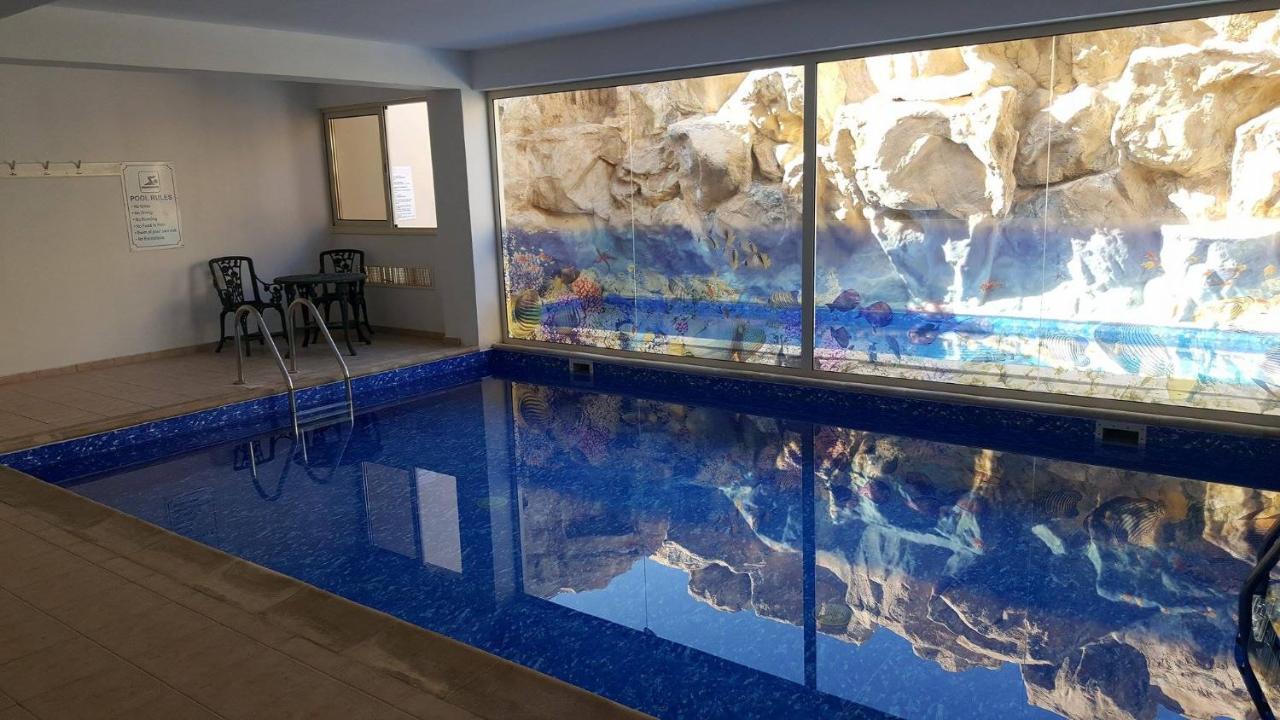 With Shower E5, Full Kitchen, Poolside, Free Wifi * Péjia